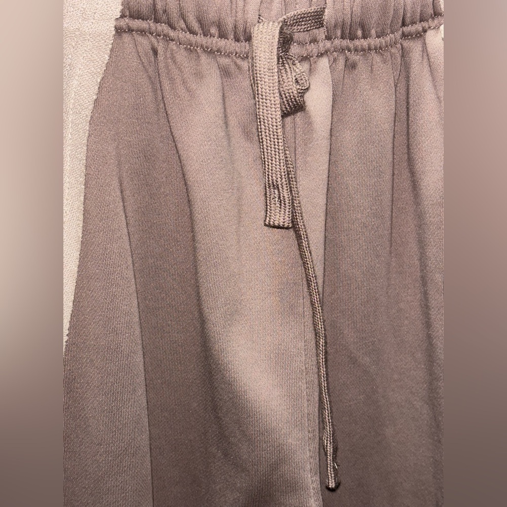 NOVA MEN Tone Down Joggers with Drawstring - Picture 6 of 6